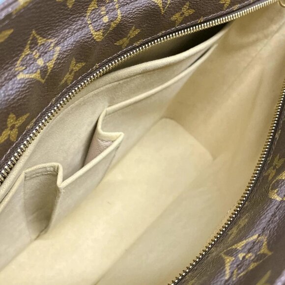 Auth LOUIS VUITTON Luco Monogram Tote Bag Monogram Canvas - Picture 13 of 14